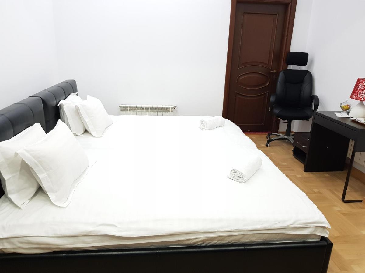 شقة بوخارست  في Apartament Langa Monza المظهر الخارجي الصورة